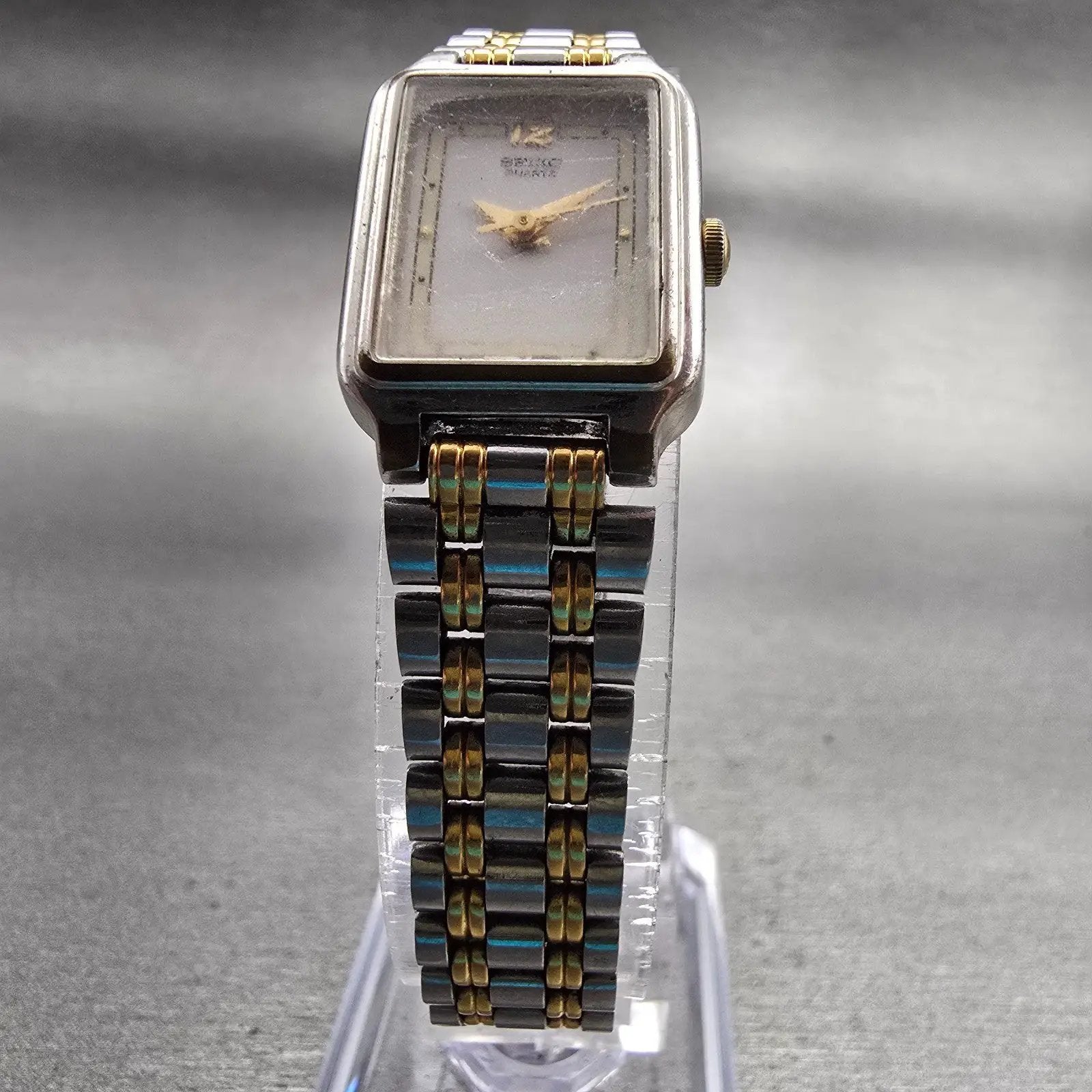 Seiko Watch Women 17mm White Dial Two Tone Rectangle V401-5129 New Battery VTG5