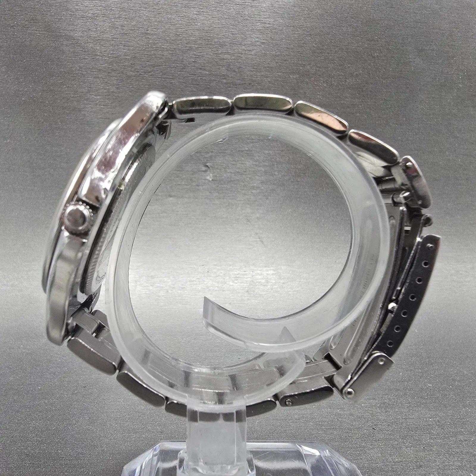 Victorinox Swiss Army Officers Watch Men 39mm White Dial Two Tone Date PARTS HJH7