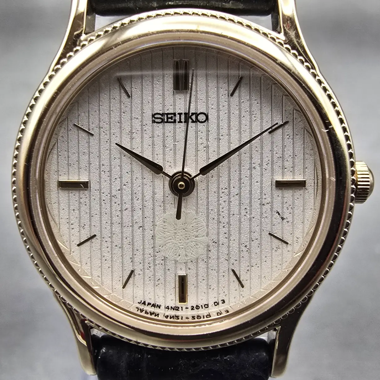 Seiko Watch Women 23mm Ivory Dial Gold Tone Round 4N21-0580 New Battery Vintage1