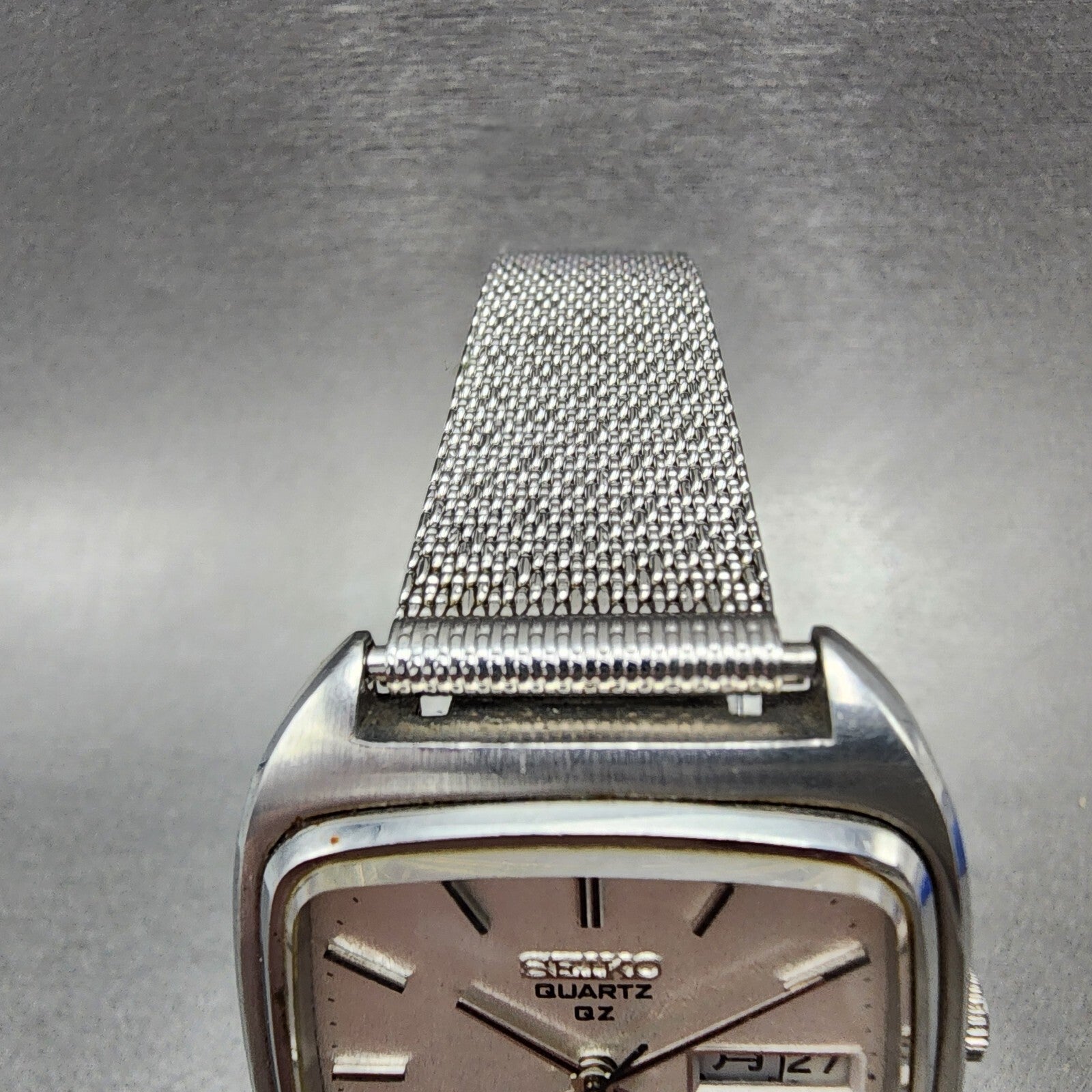 Seiko Quartz QT Watch Men 34mm Silver Dial Silver Tone Daydate 09235000 PARTS5
