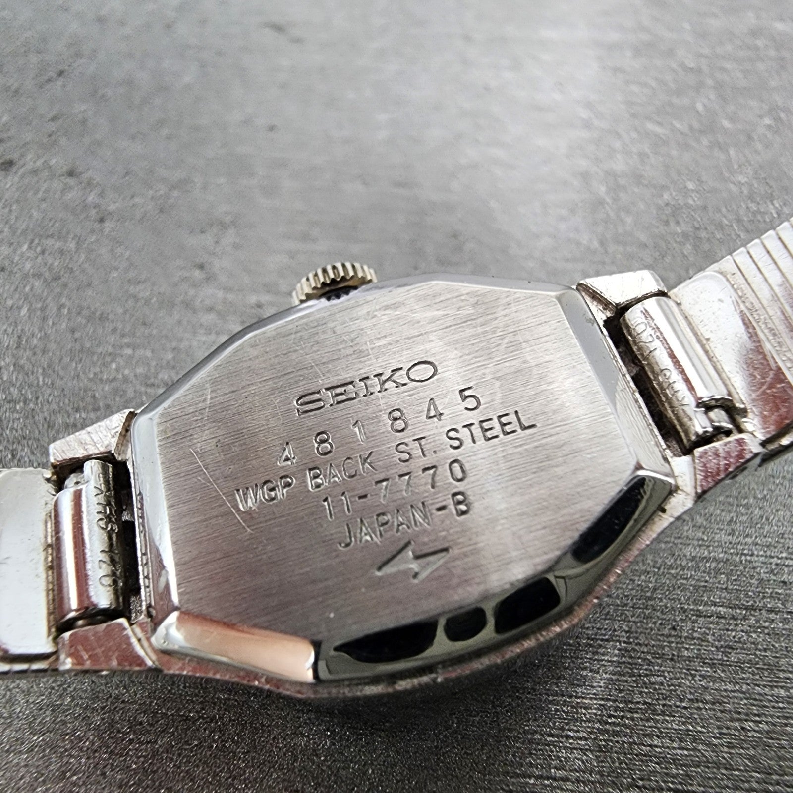 Seiko Watch Women 18mm Blue Dial Silver Tone Manual Oval 117770 Runs9