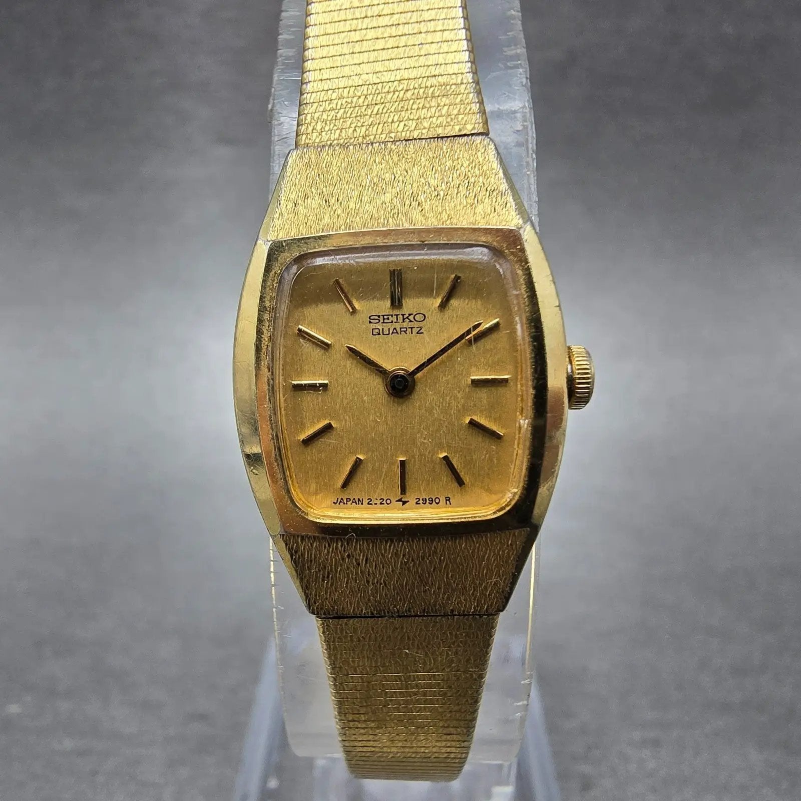 Seiko Watch Women 17mm Gold Dial Gold Tone Oval 2C20-6450 New Battery Vintage0