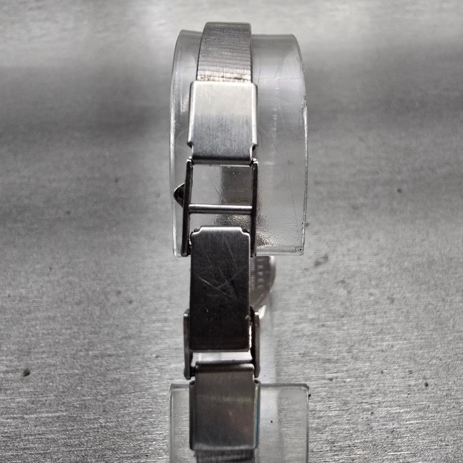 Seiko Watch Women 16mm Silver Dial Silver Tone Oval 5420-0029 New Battery VTG7