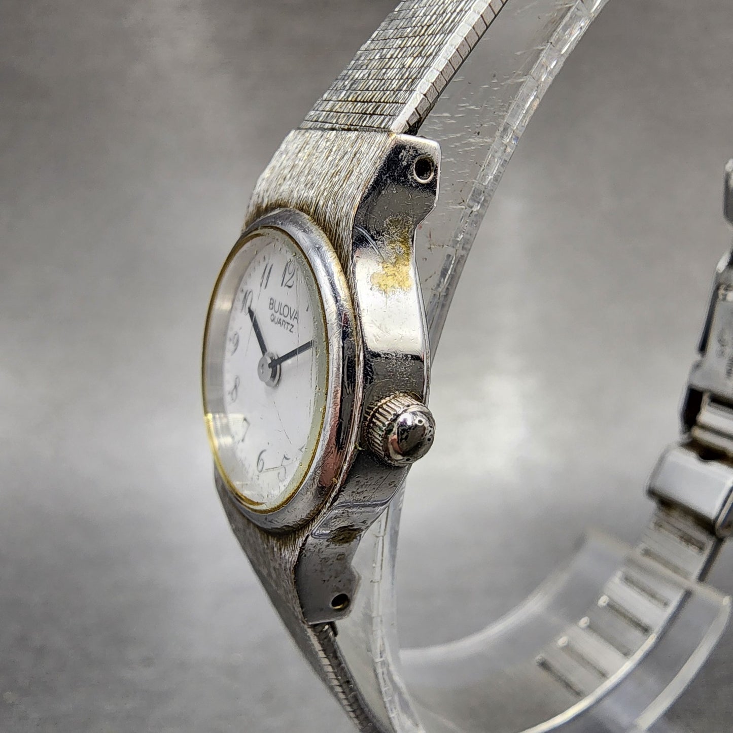 Bulova Watch Women 18mm White Dial Silver Tone Round 91L06 New Battery2