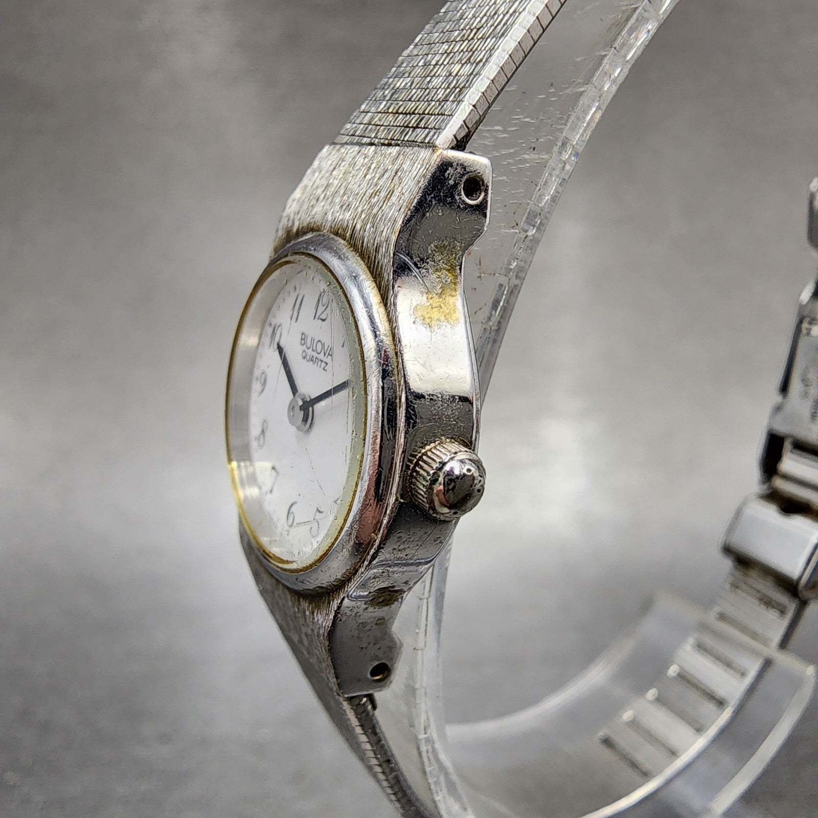 Bulova Watch Women 18mm White Dial Silver Tone Round 91L06 New Battery2
