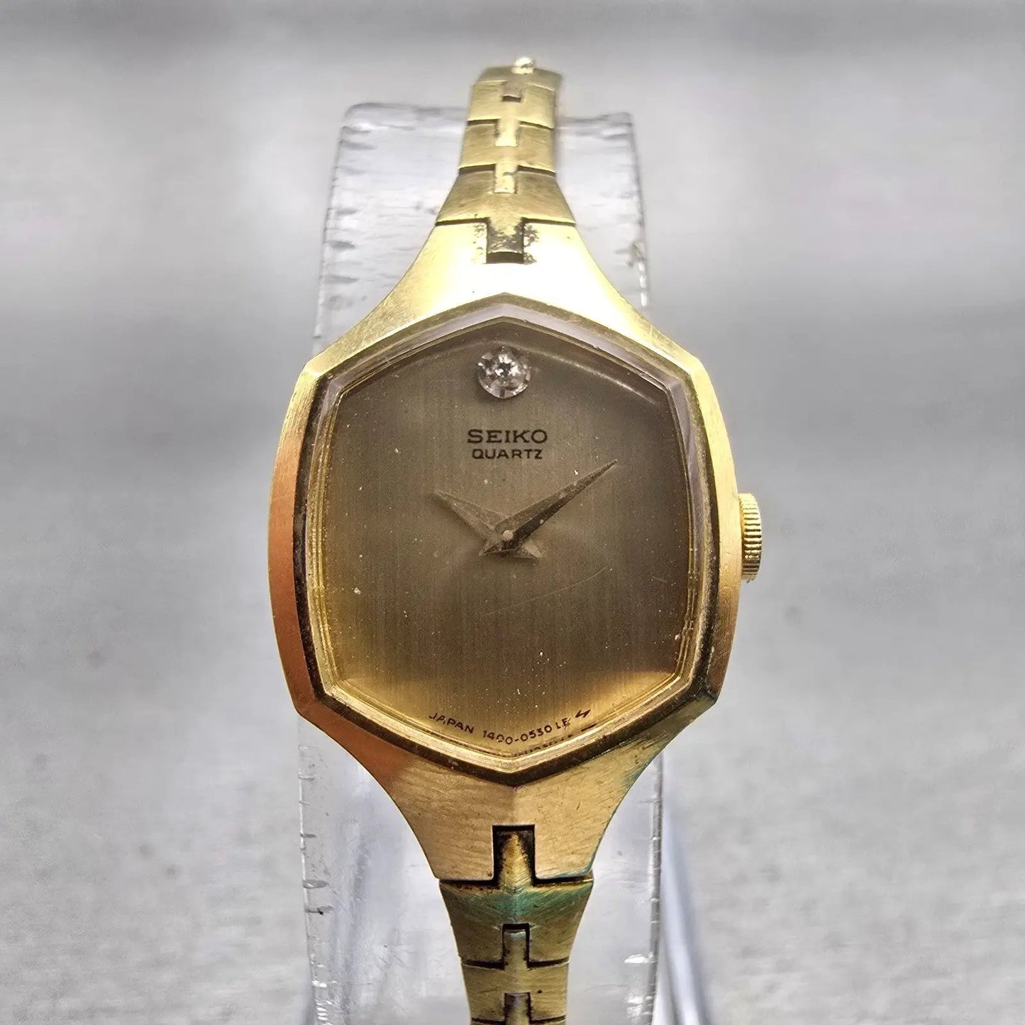 Seiko Watch Women 17mm Gold Dial Gold Tone Hexagon 1400-5319 New Battery Vintage0