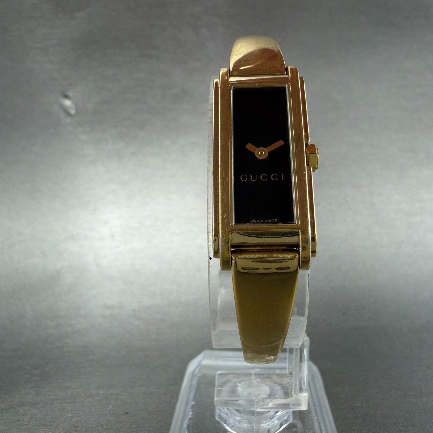 Gucci Tank Watch Women 14mm Black Dial Gold Tone Rectangle 109 New Battery5