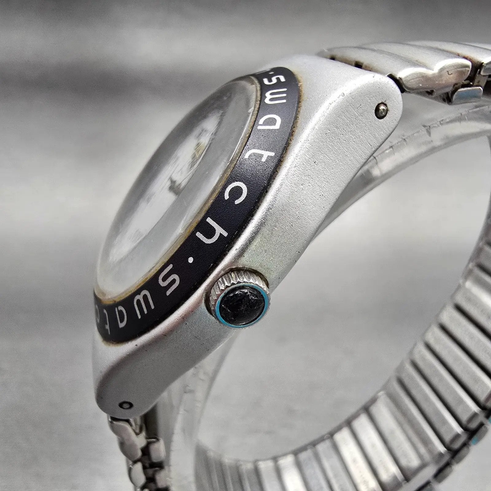 Swatch CONTRAST S Watch Men White Dial Silver Tone Round YLS1004 New Battery2