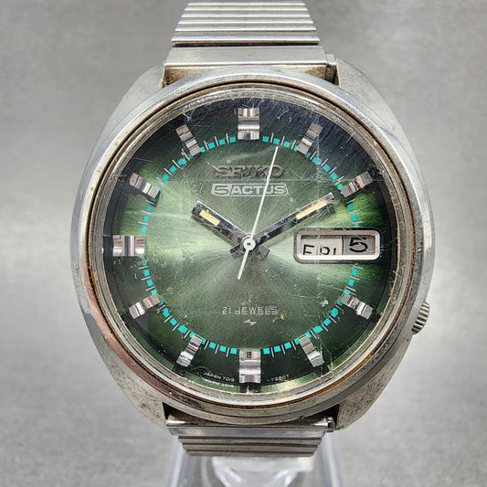 Seiko 5Actus Watch Men 37mm Green Dial Silver Tone Daydate 7019-7210 Runs READ!!