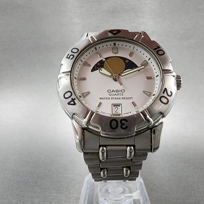 Casio Moonphase Dive Watch Men 37mm White Dial Steel Date Round New Battery5