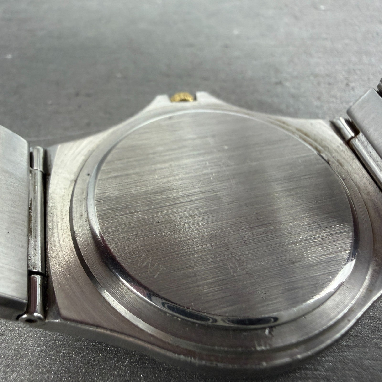 Movado Museum Watch Men 32mm Black Dial Two Tone 86 A2 877 2 PARTS10