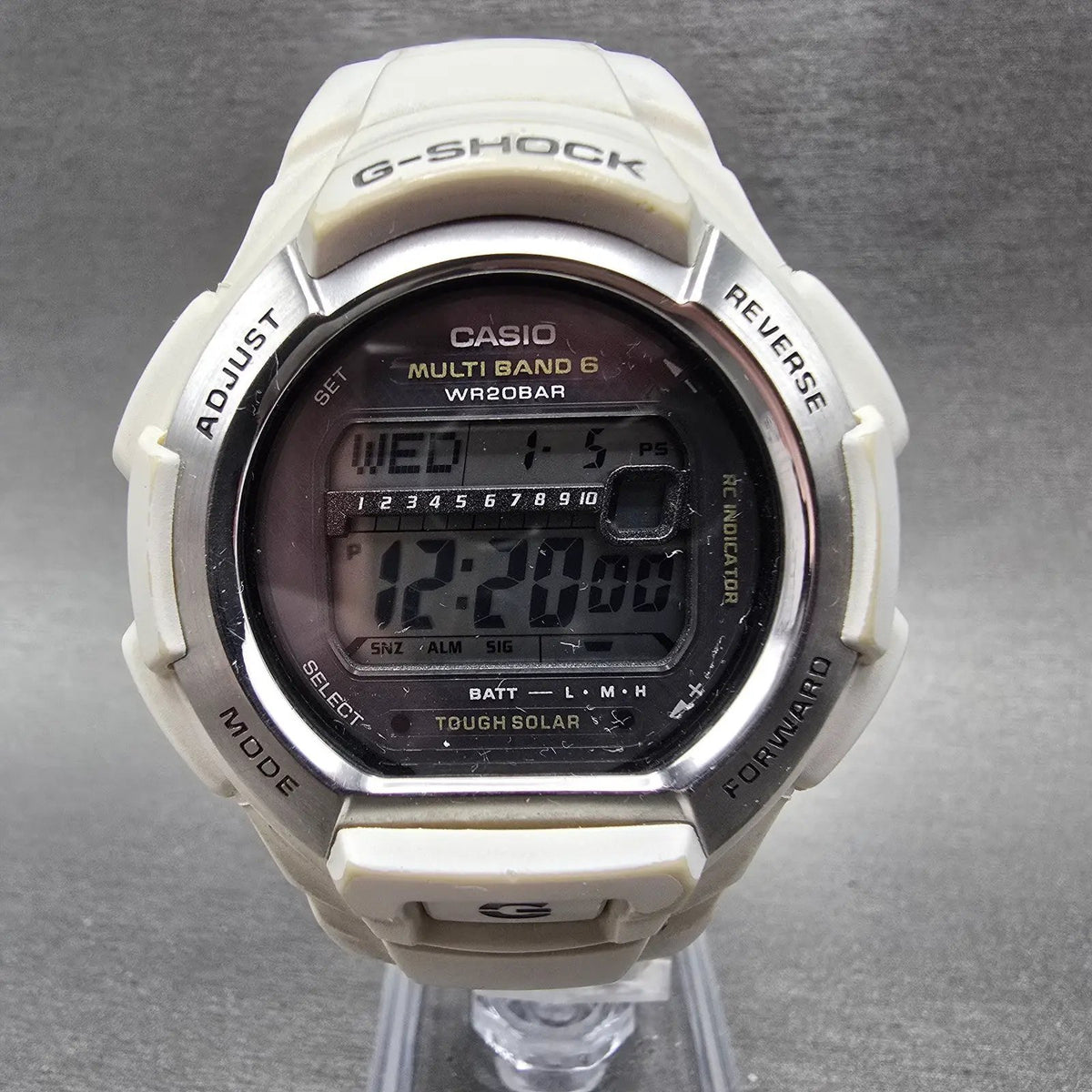 Casio G-Shock GW-M850 Watch Men 42mm White Alarm Chronograph Digital Solar RunsK0
