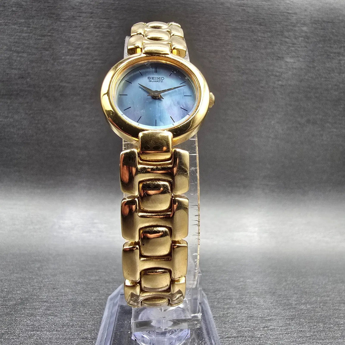 Seiko Watch Women 21mm MOP Dial Gold Tone Round 1N00-0G59 New Battery Vintage JP5
