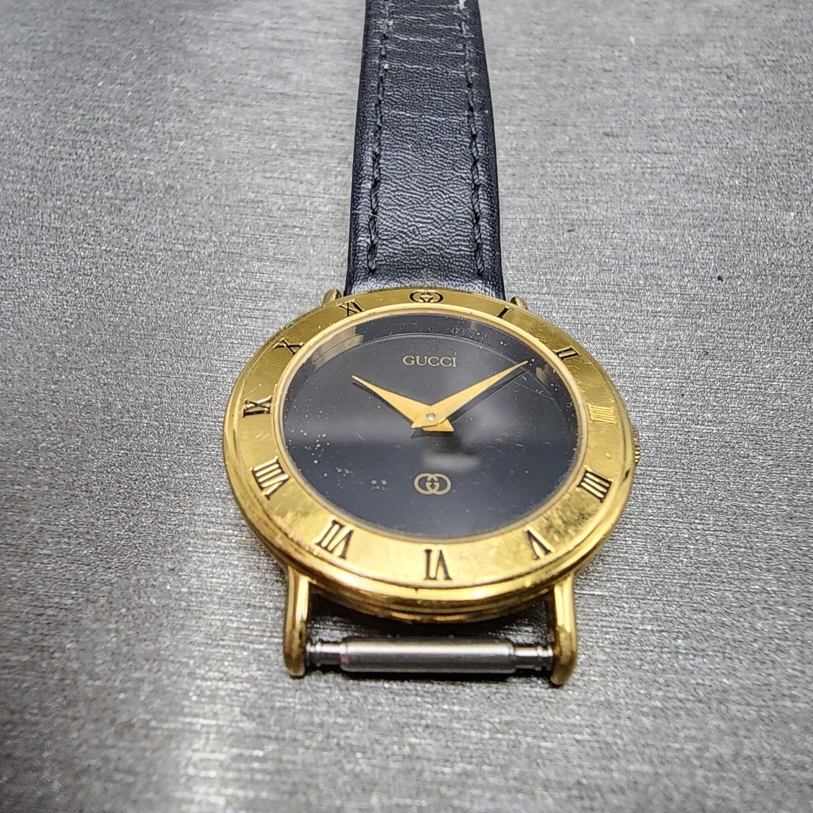 Gucci 3000L Watch Women 26mm Black Dial Gold Plated Round New Battery Vintage2