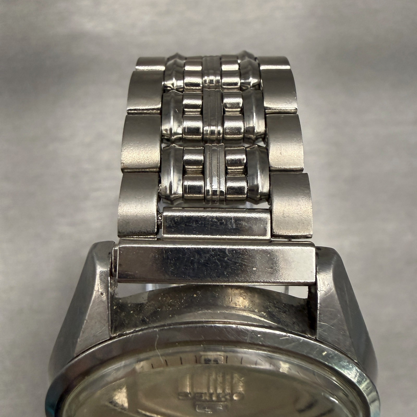 Seiko 5 Watch Men 37mm Silver Dial Silver Tone Daydate Round 5139-8000 Runs4