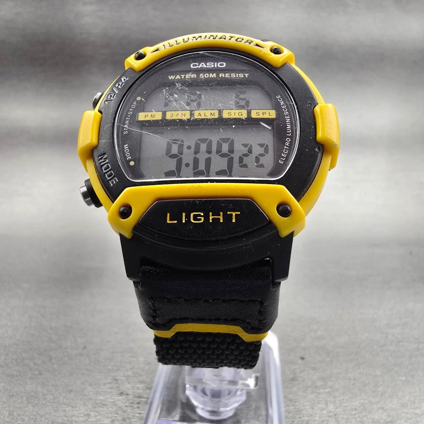 Casio Illuminator W-92H Watch Men 41mm Black Yellow Alarm Chronograph New Batt5