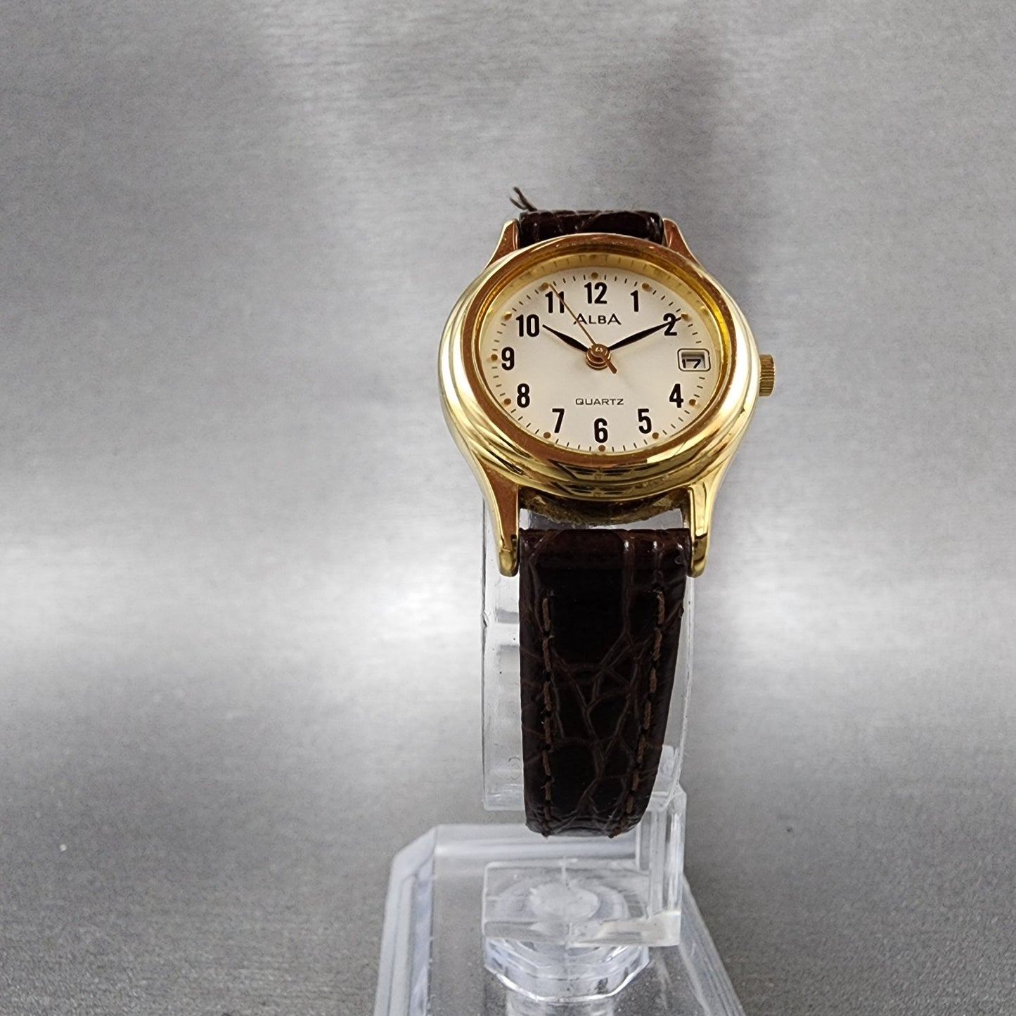 Seiko Alba Watch Women 23mm White Dial Gold Tone Date V782X104 New Battery5
