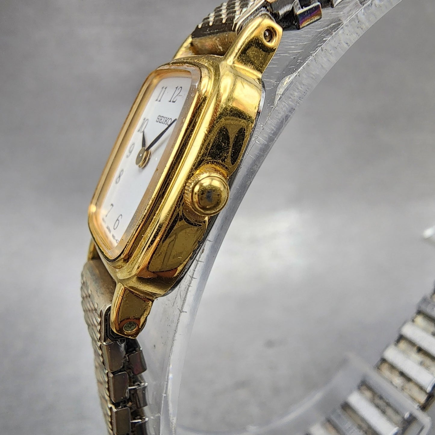 Seiko Watch Women 18mm White Dial Gold Tone Rectangle 1N005K29 New Battery2