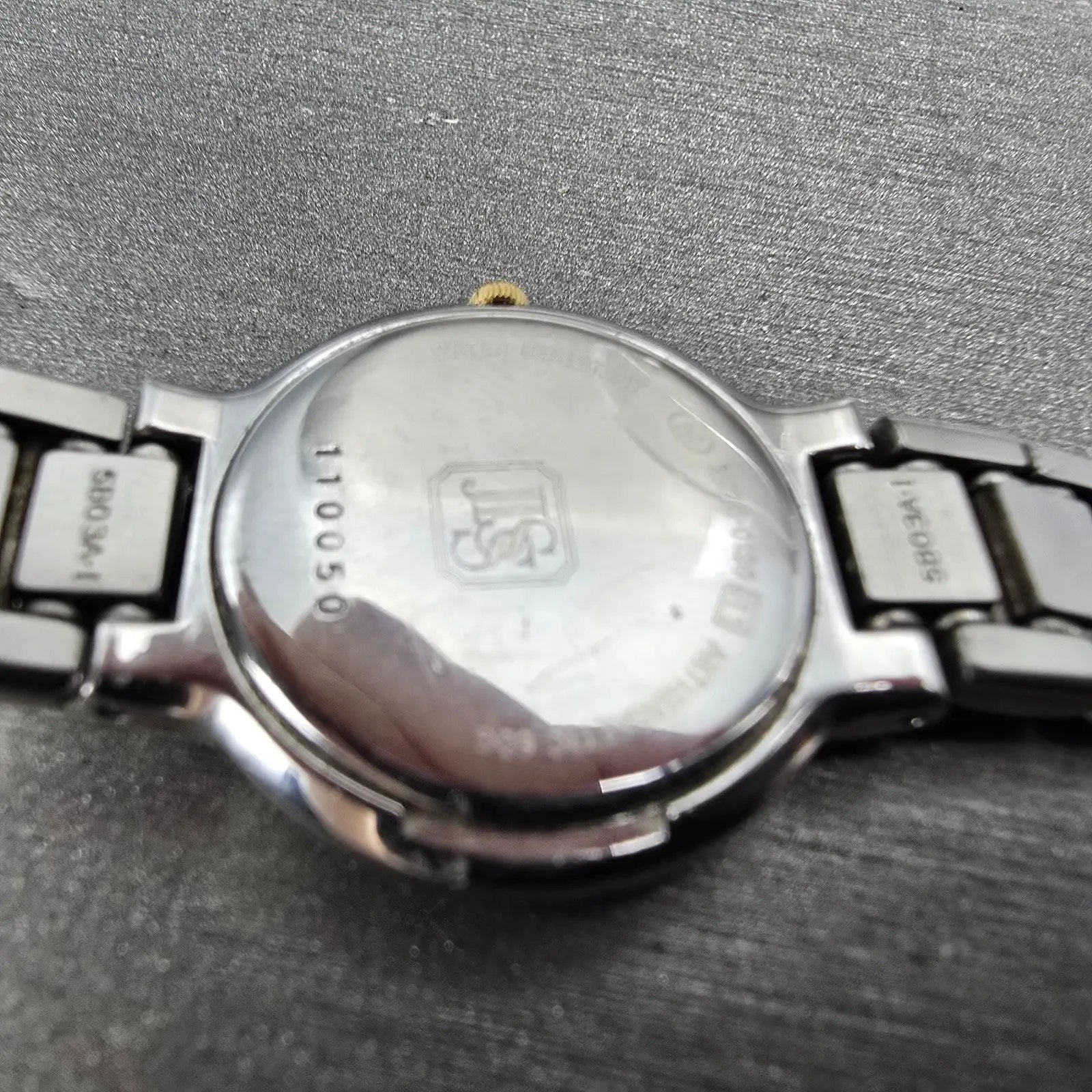 Seiko Cressta Watch Women 23mm White Dial Two Tone Round 2N20-0130 New Battery9