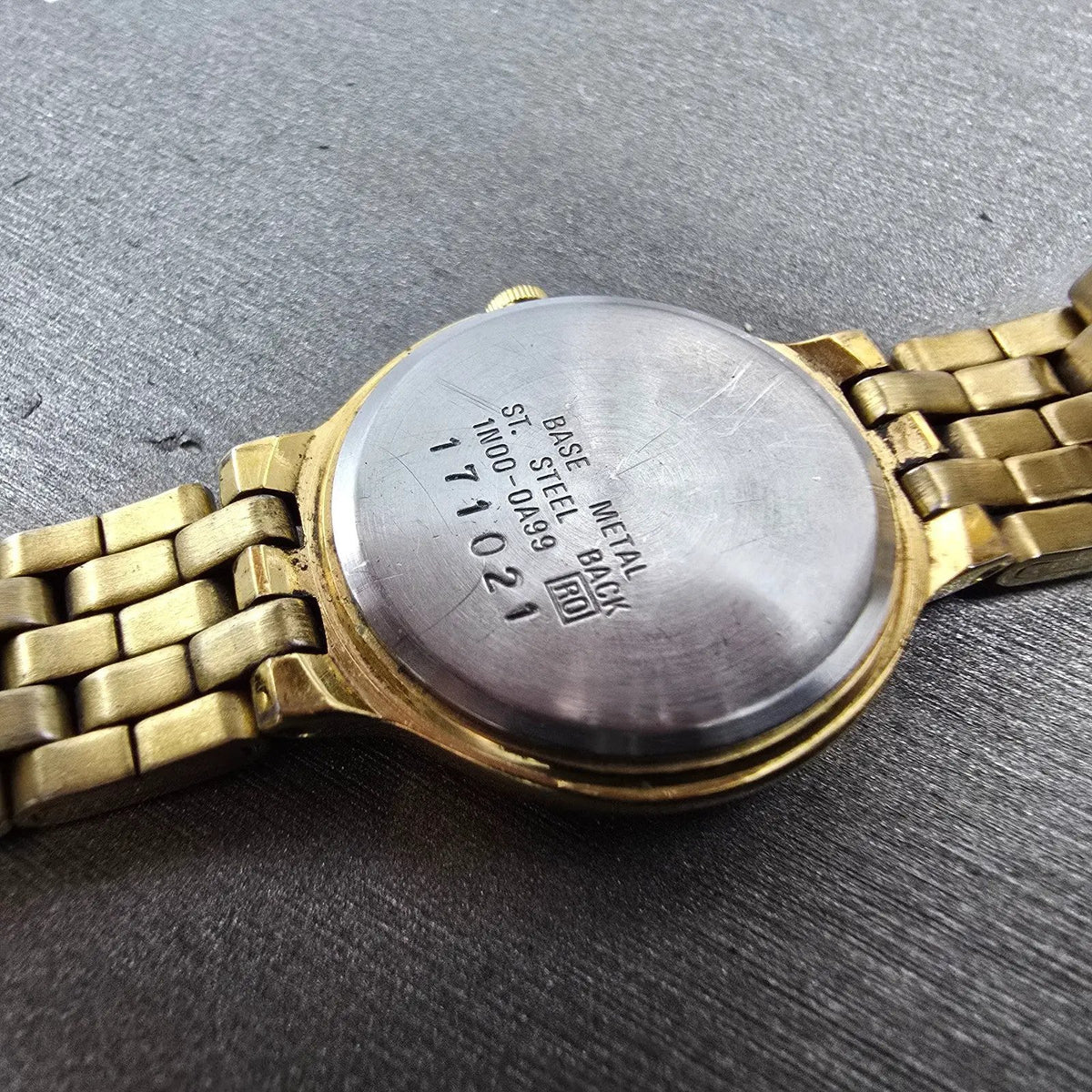 Seiko Watch Women 22mm Black Dial Gold Round 1N00-0A99 New Battery VTG JP9