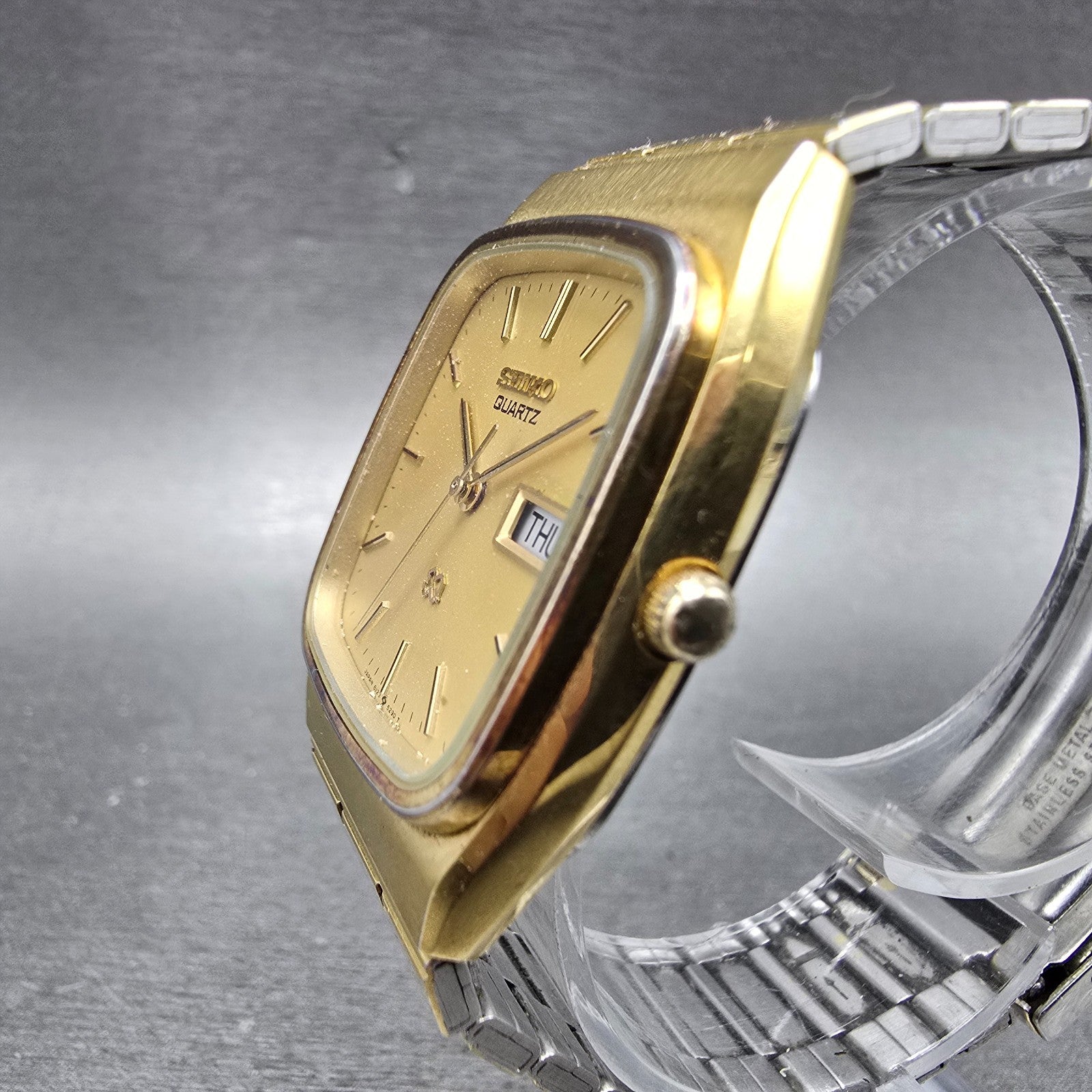 Seiko SQ Watch Men 32mm Champagne Dial Gold Tone Daydate 8123-5259 PARTS Vintage3