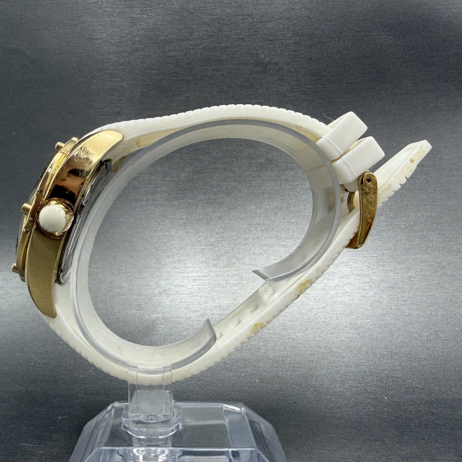 Invicta Venom Watch Women Silver Dial Gold Tone Round Rubber 26147 New Battery6