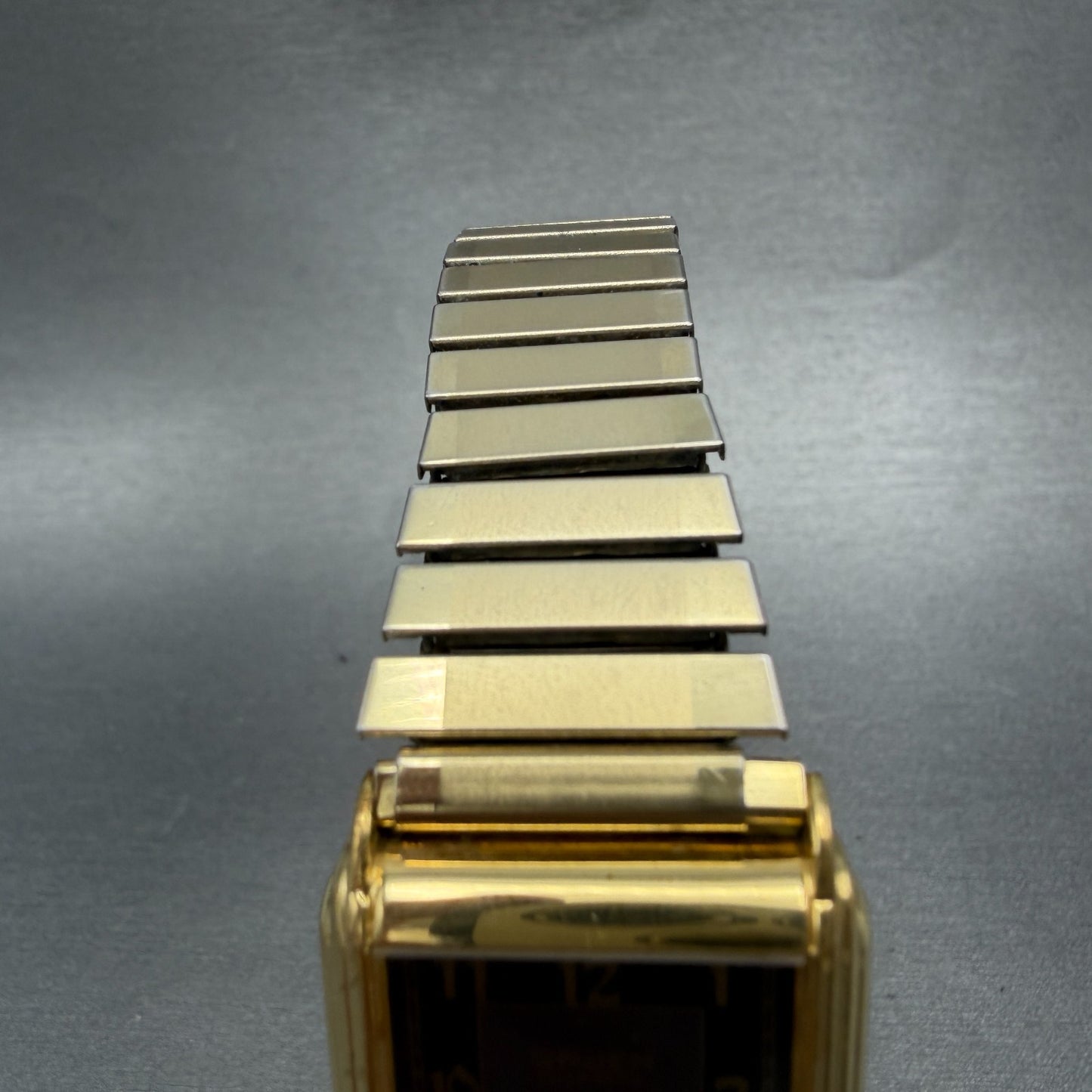 Gruen Tank Watch Men 26mm Black Dial Gold Tone Rectangle 227-V253 New battery4