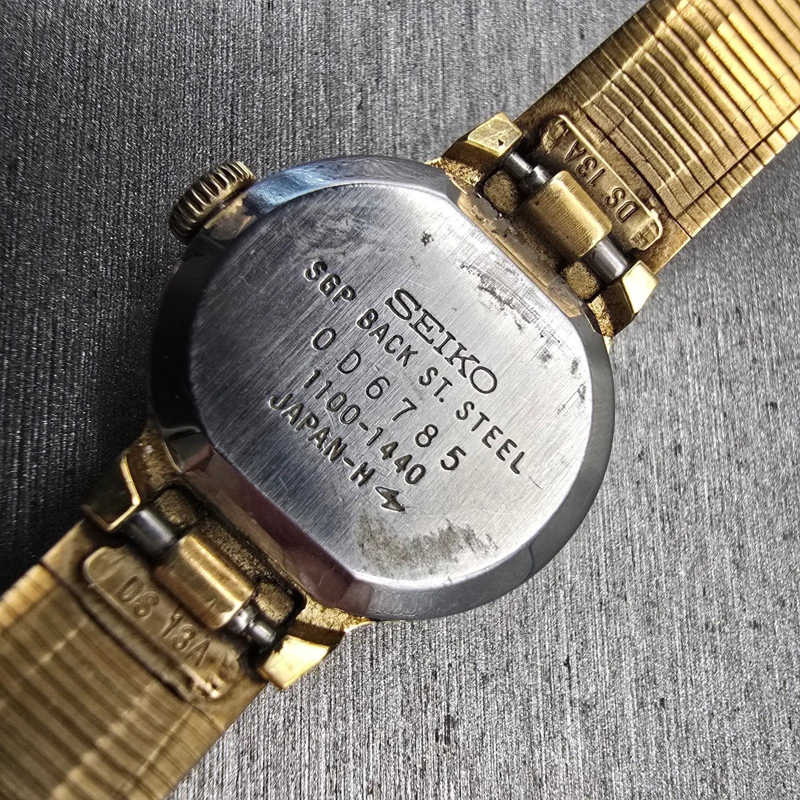 Seiko Watch Women 22mm Gold Dial Gold Tone Round 1100-1440 Manual Wind Vintage10