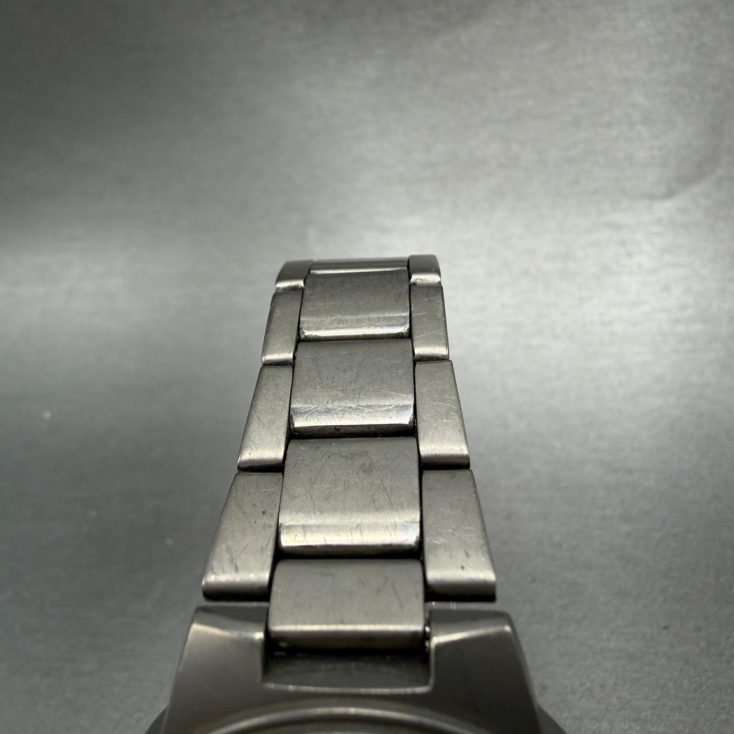 Seiko Alba Watch Men 35mm Blue Dial Titanium Round V501-0DN0 New Battery VTG4