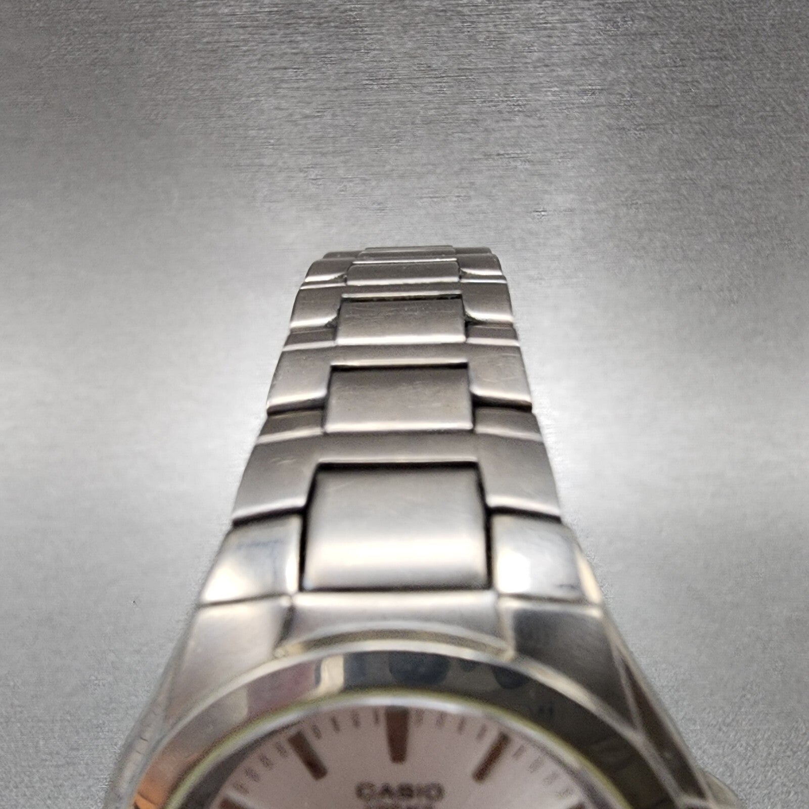 Casio Lineage Titanium Watch Men 38mm Silver Dial Daydate LIN171J New Battery4