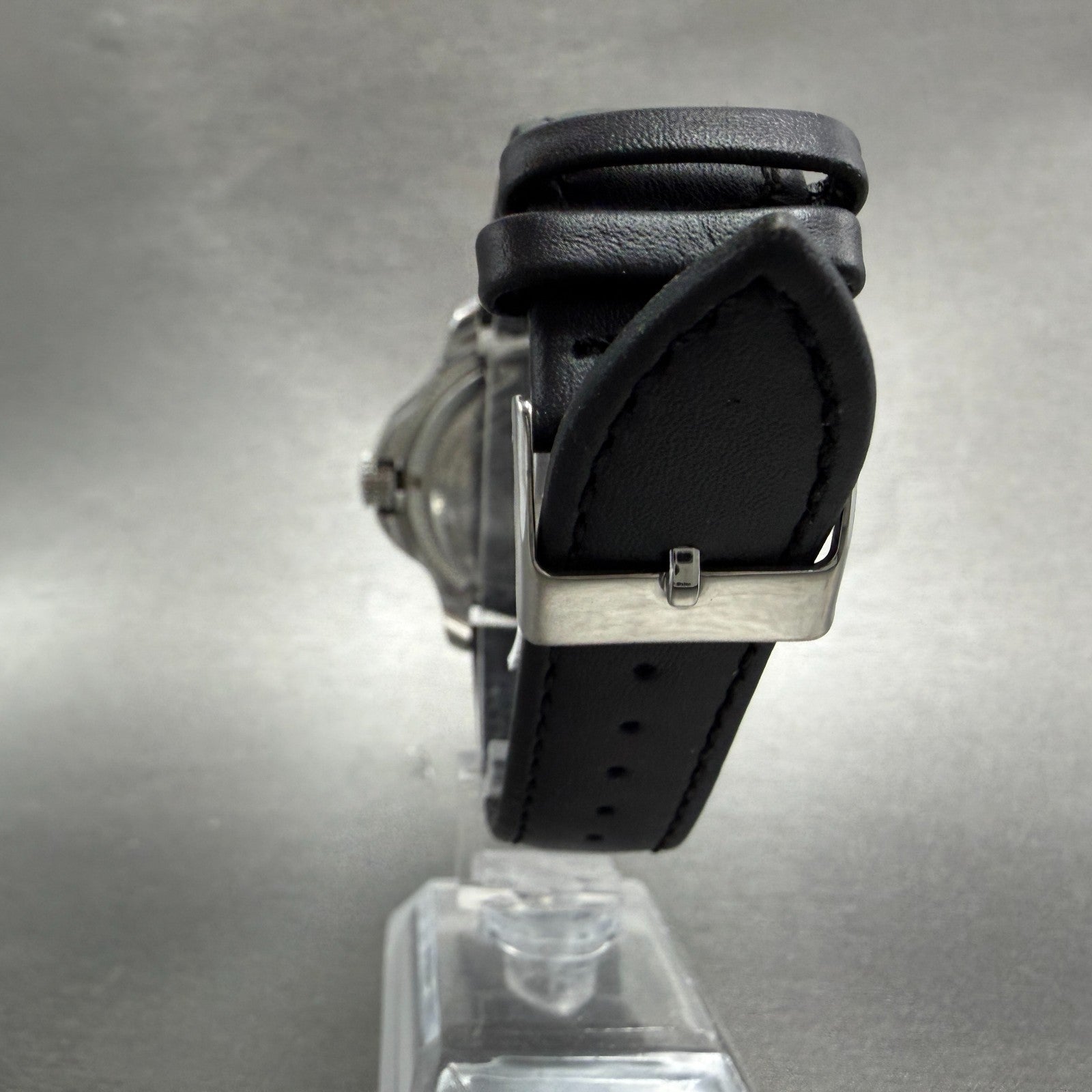 Wenger Battalion Dive Watch Men 40mm Black Dial Silver Date Round 7232X/T NewBat7