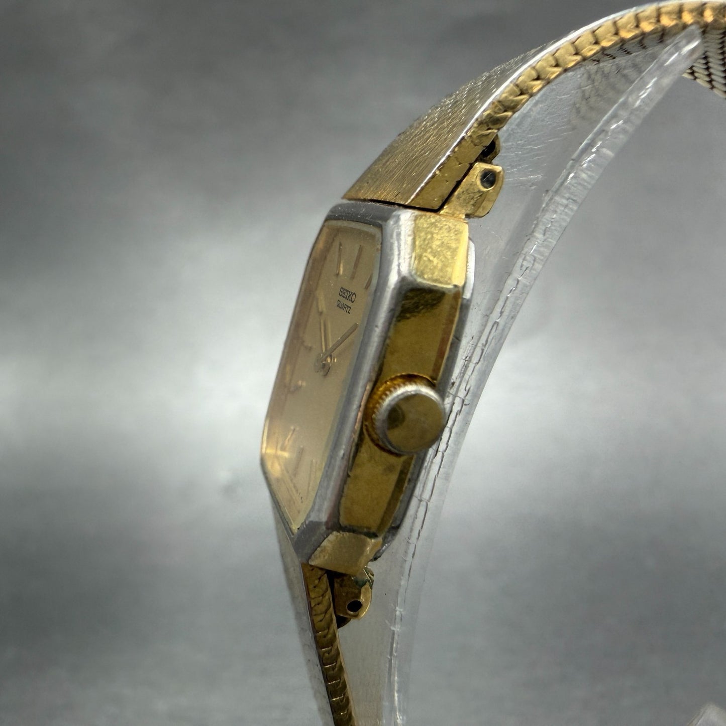 Seiko Tank Watch Women 18mm Champagne Dial Gold Tone 1400-8089 New Battery2