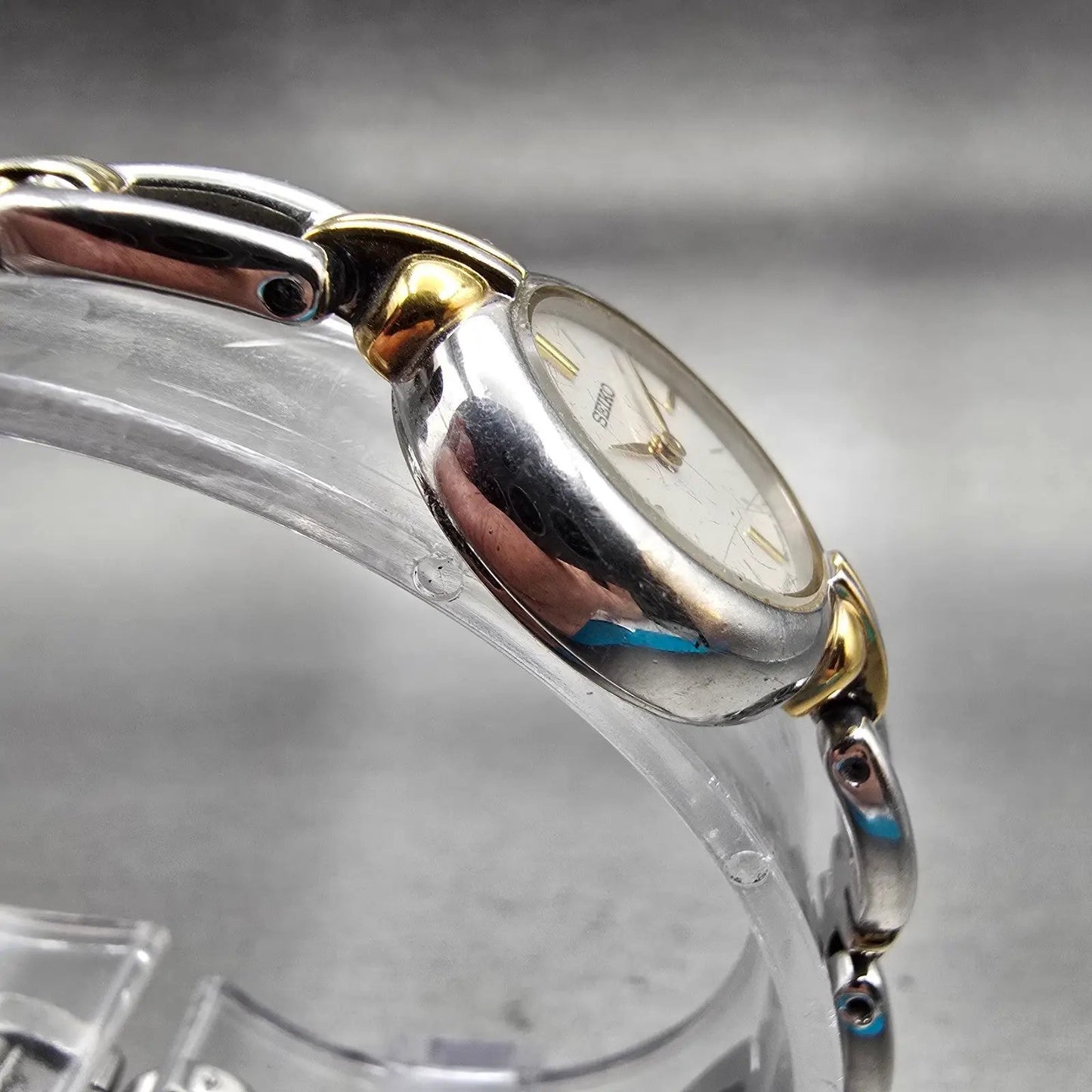 Seiko Watch Women 19mm White Dial Two Tone Round 1N00-0JL0 New Battery Vintage3