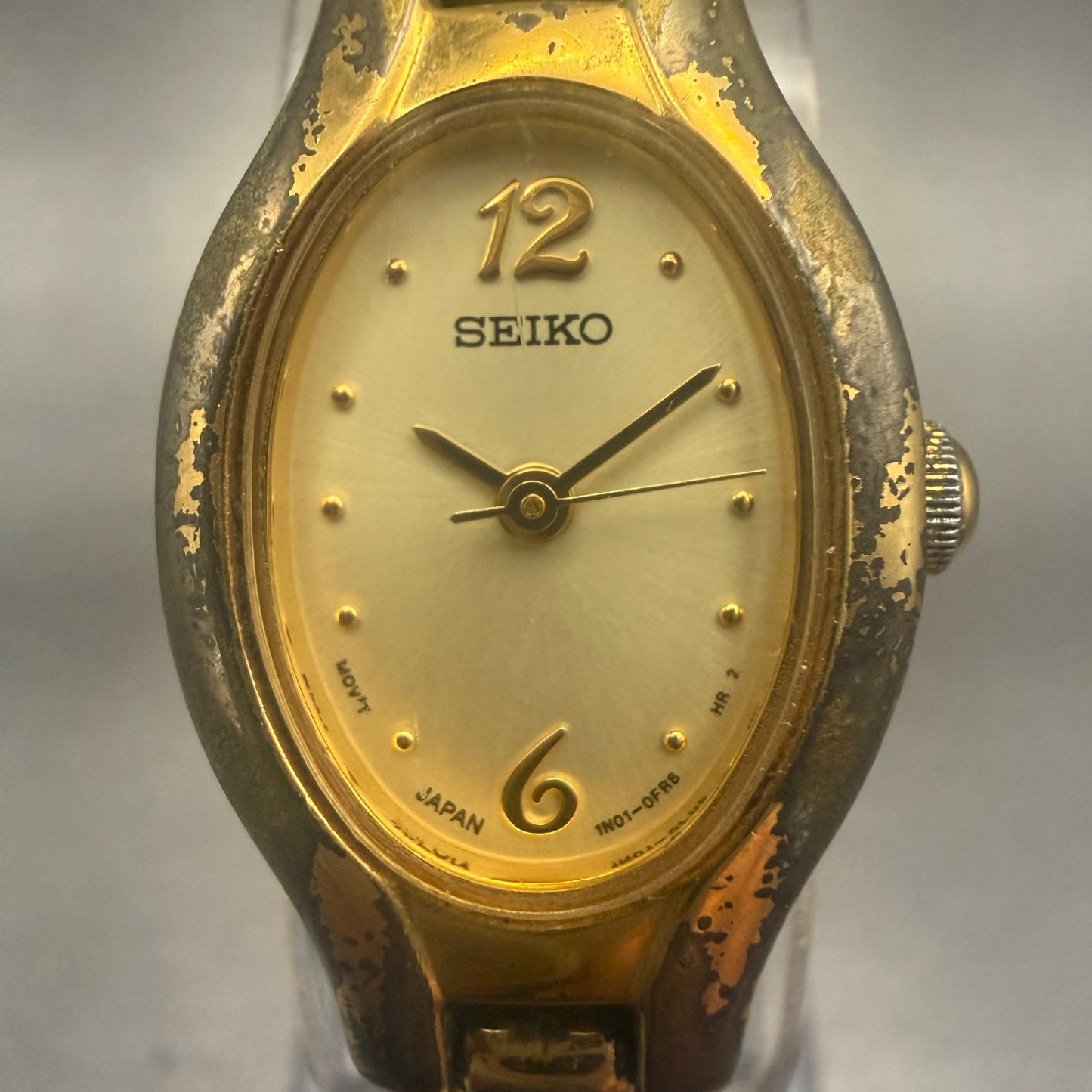 Seiko Watch Women 17mm Champagne Dial Gold Tone Oval 1N01-0CS0 New Battery1
