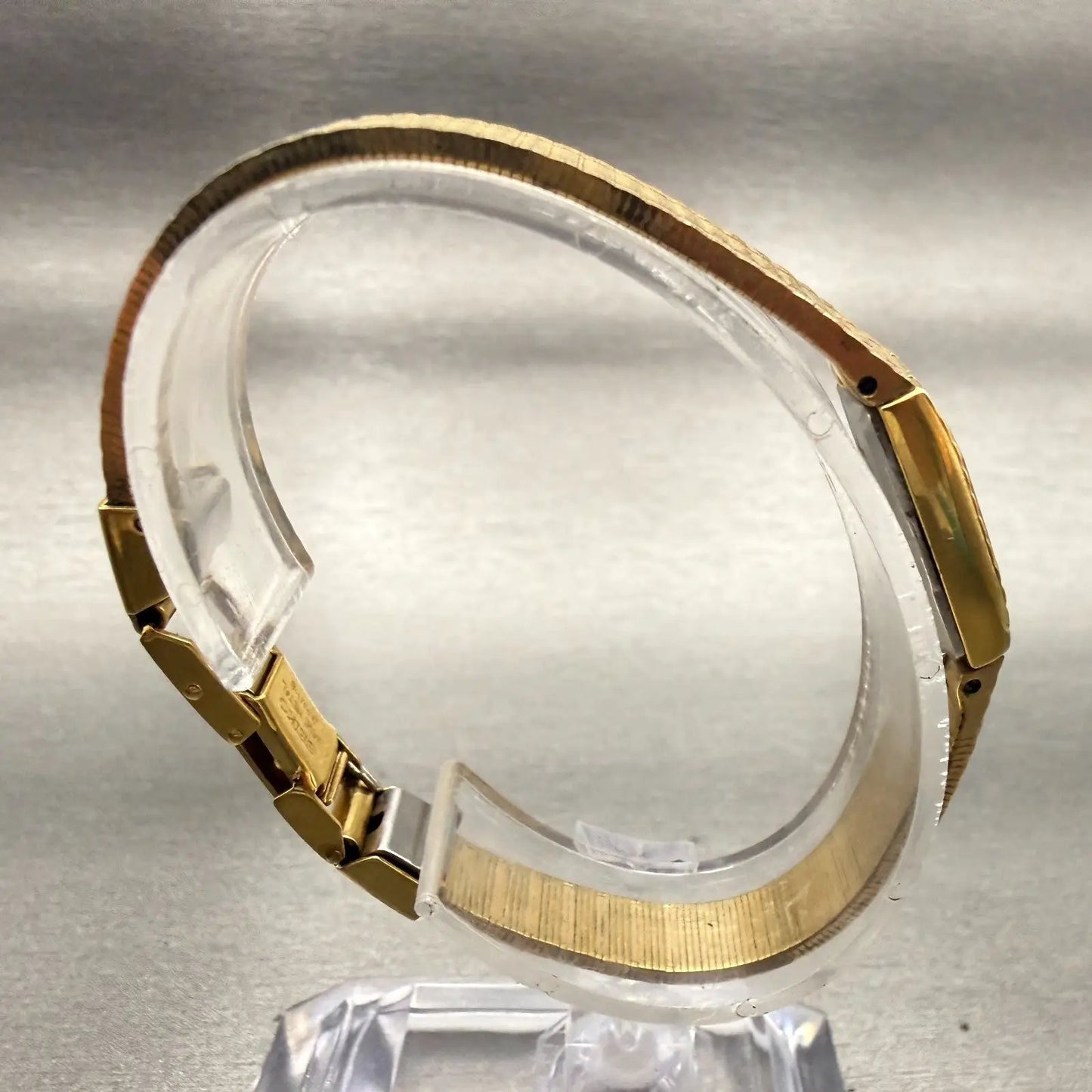 Seiko Watch Women 12mm Gold Dial Gold Tone Rectangle 2E20-5129 New Battery VTG8
