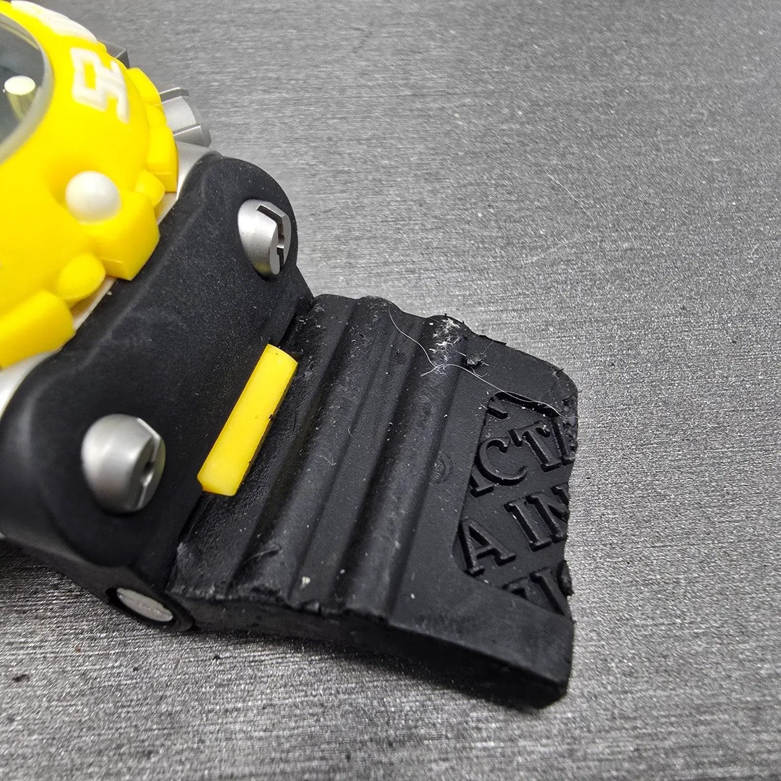 Invicta Chronograph Dive Watch Men 50mm Black Dial Steel Yellow 10038 NewBattery6