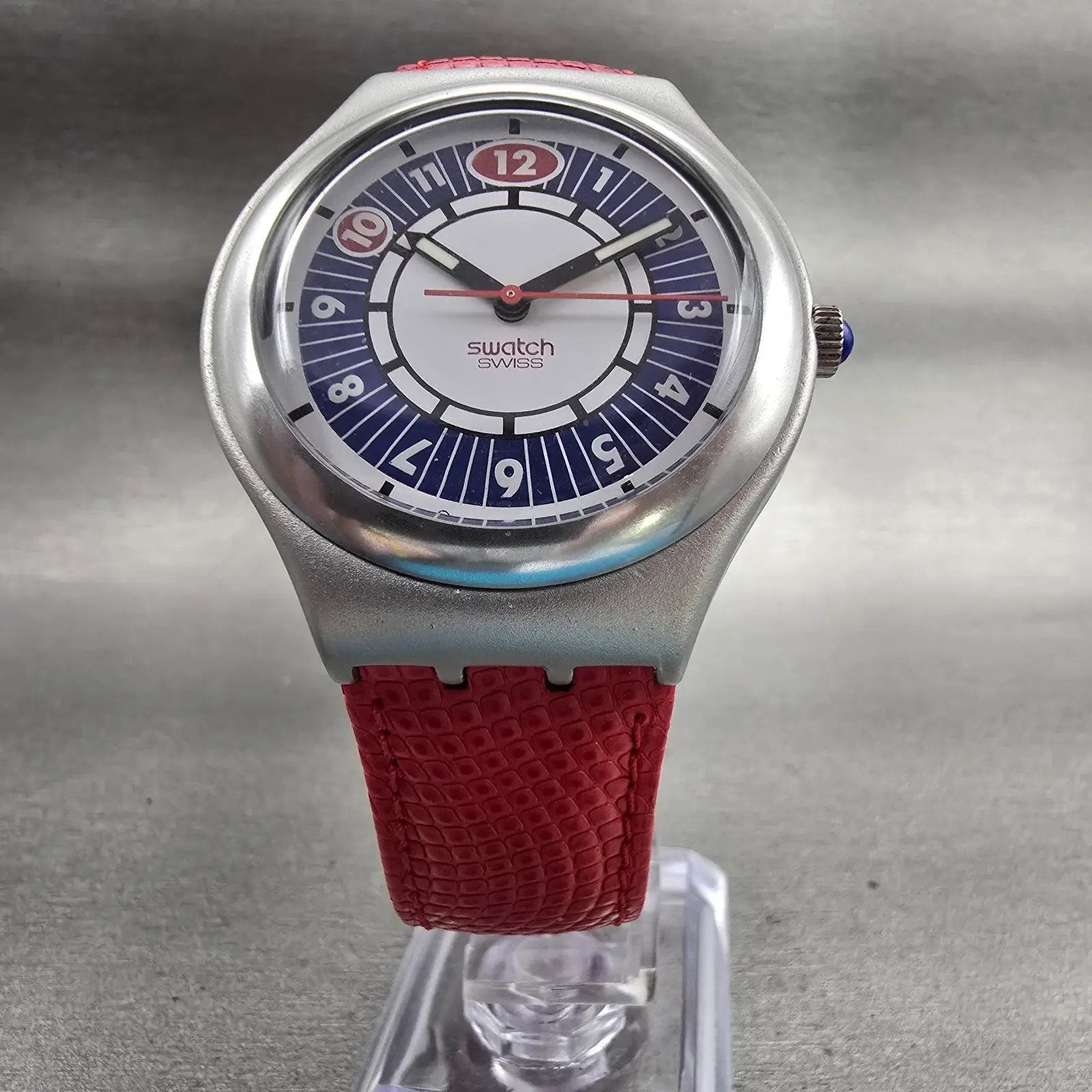 Swatch Irony BIG PREPPIE Watch Men White Dial Silver Tone Round YGS1001 New Batt5
