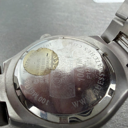 Guess Water Pro Watch Men 37mmm Silver Dial Silver Tone Round P177GL New Battery9