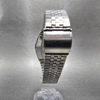 Seiko Digital Watch Men 37mm Silver Tone Alarm A031-5000 PARTS Vintage7