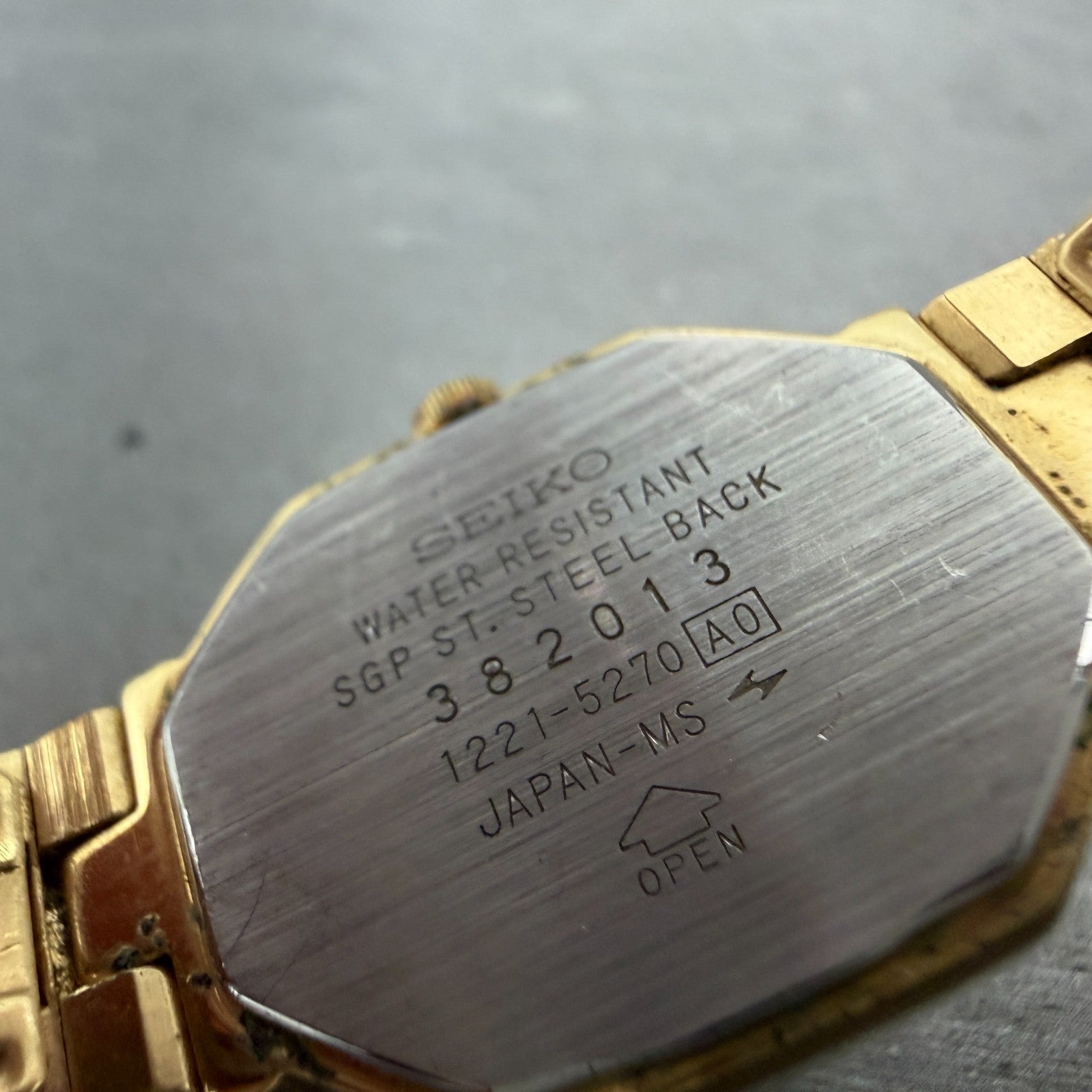Seiko Watch Women 20mm Champagne Dial Gold Tone Octagon 1221-5270 New Battery9