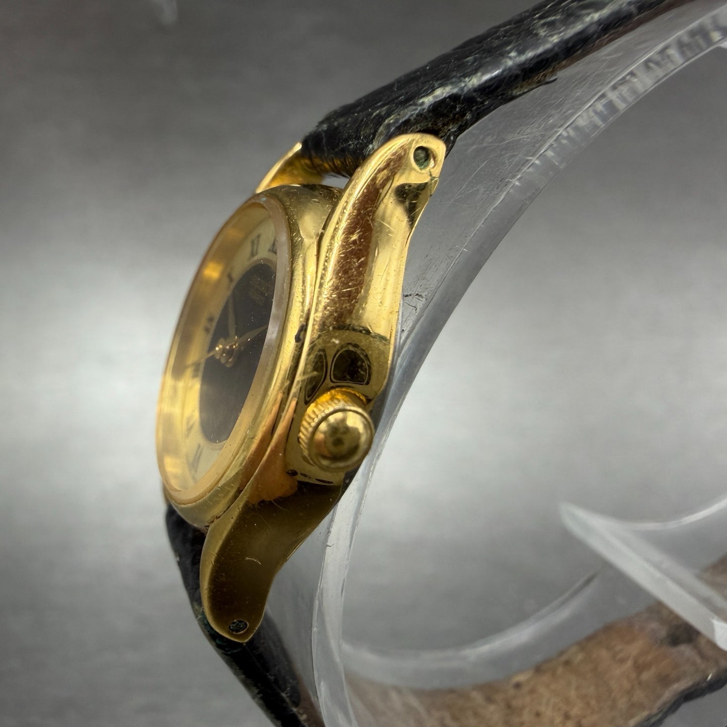 Seiko Watch Women 21mm Black Dial Gold Tone Round 1n01-0e20 New Battery Vintage2