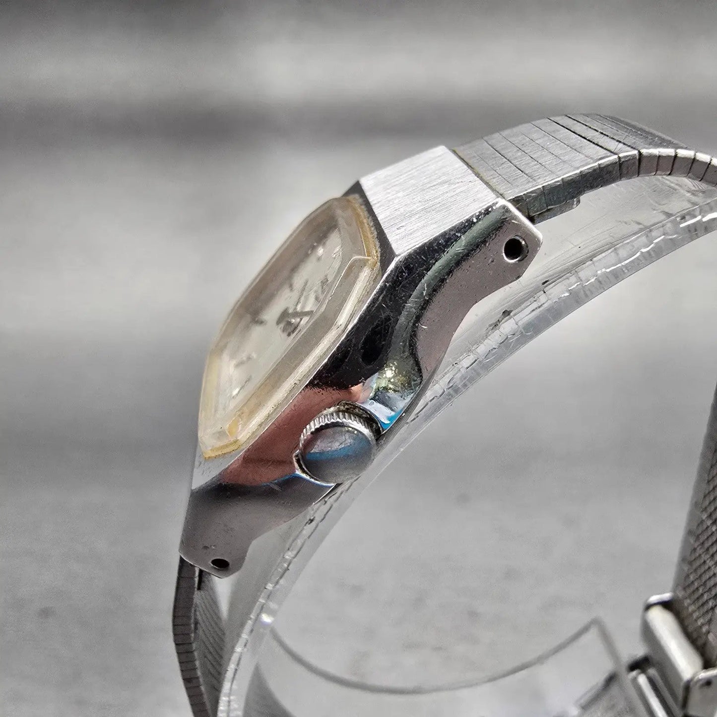 Seiko Watch Women 19mm Silver Dial Silver Tone Oval 5420-5320 New Battery VTG2