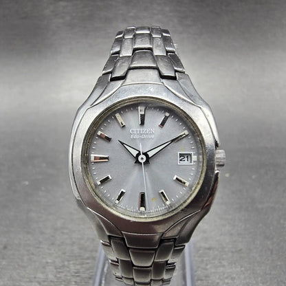 Citizen Eco-Drive Watch Women 25mm Gray Dial Silver Tone Date E011-S049601 RunsK3