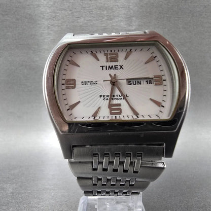 Timex Perpetual Calendar Watch Men 40mm White Dial Silver Tone Daydate New BattP5