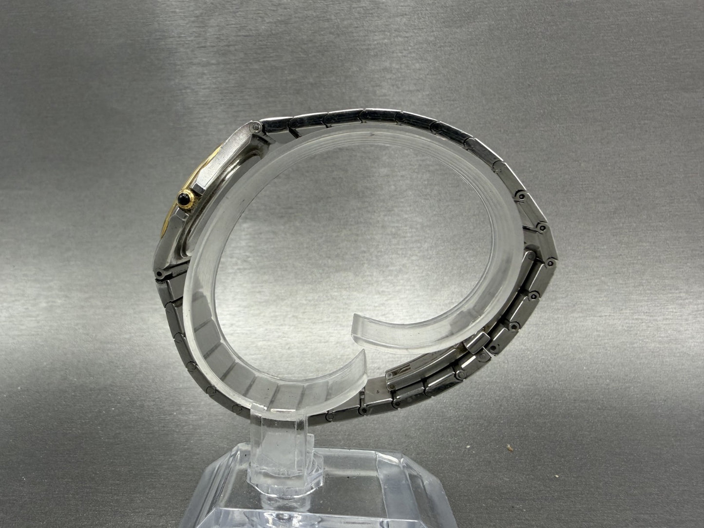 Movado Museum watch Women 28mm Black Dial Two Tone Round 81.E1.837.2 New Battery6
