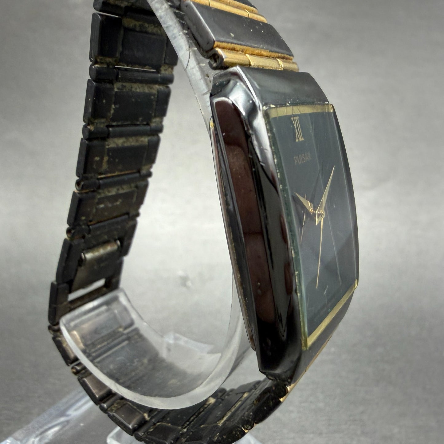 Seiko Pulsar Tank Watch Men 26mm Black Dial Black & Gold Tone Date New Bat3