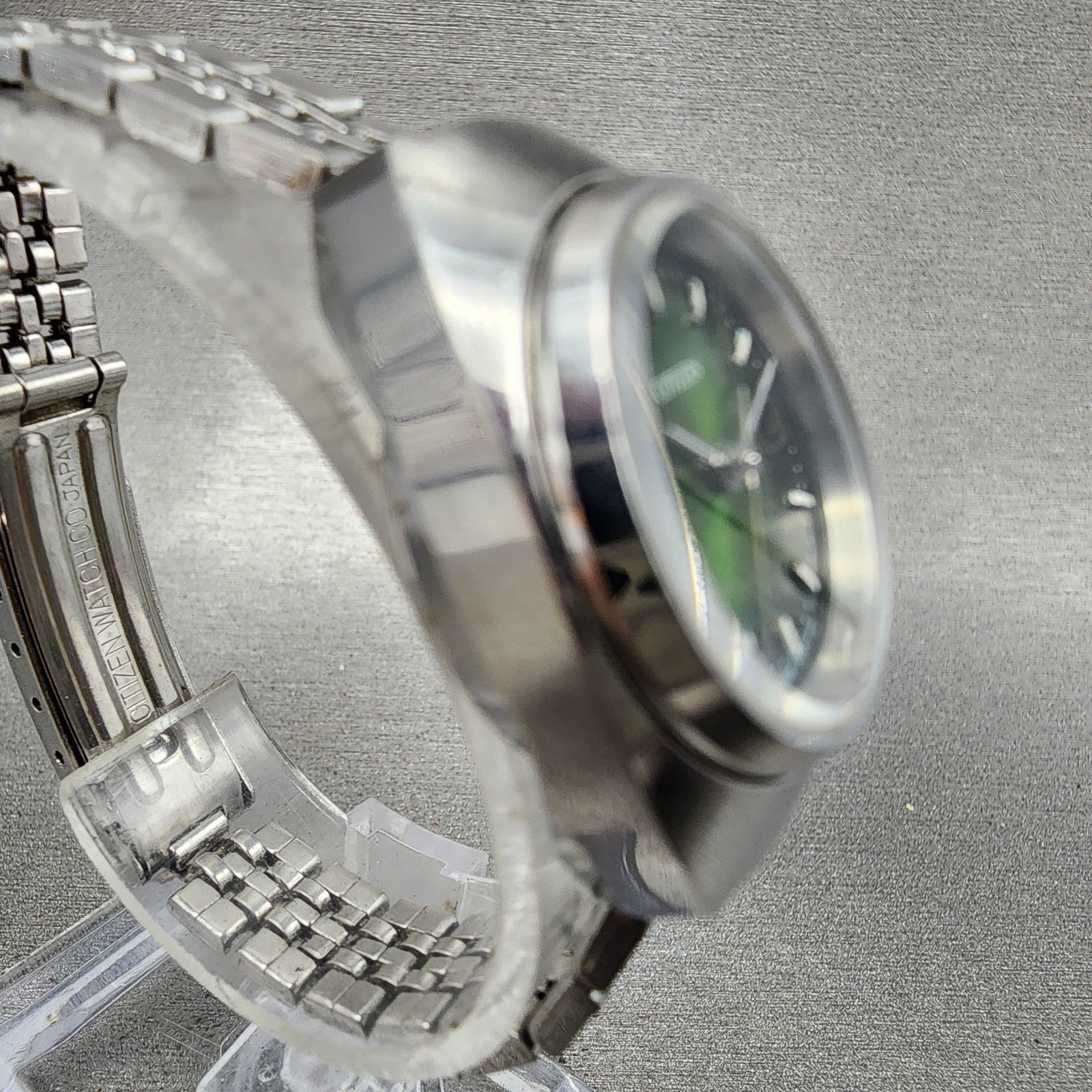 Citizen Watch Women 24mm Green Dial Silver Tone Date 4530934 Manual Wind PARTS4