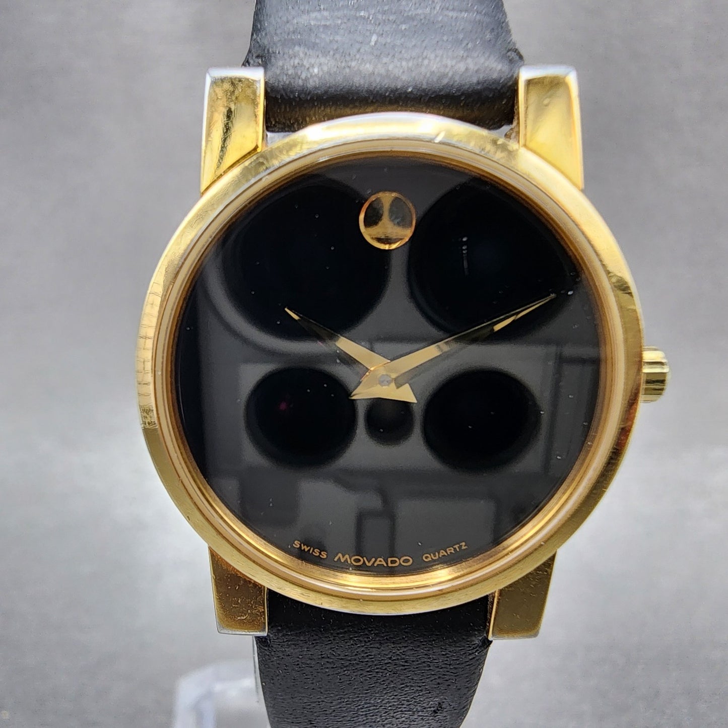 Movado Muesum Watch Women 25mm Black Dial Gold Tone Round 87 A1 845 New Battery1
