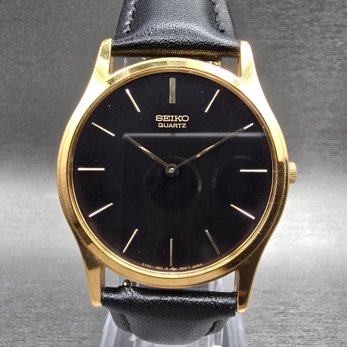Seiko Watch Men 32mm Black Dial Gold Tone Round 5Y30-7A71 New Battery Vintage0