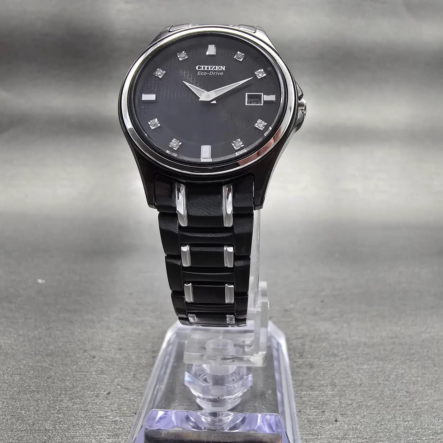Citizen Eco-Drive Watch Women 27mm Black Dial Two Tone Date J015-S070112 Works5
